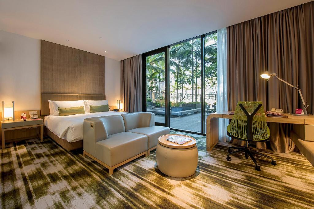 Crowne Plaza Changi Airport By IHG 객실 내부 예시