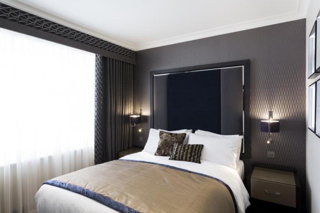 The Westbourne Hyde Park 객실 내부 예시