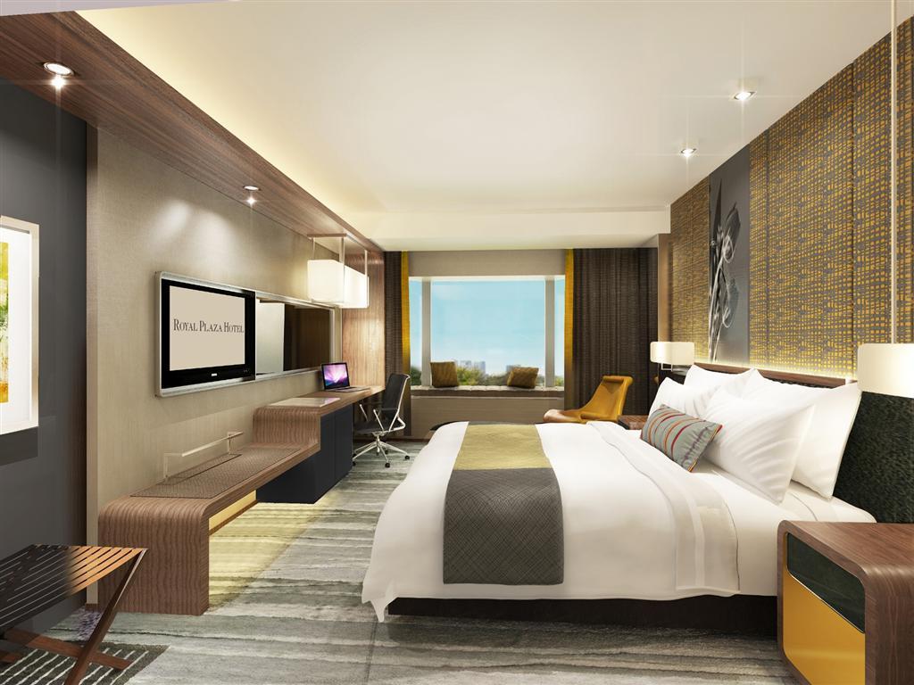 Royal Plaza Hotel 객실 내부 예시