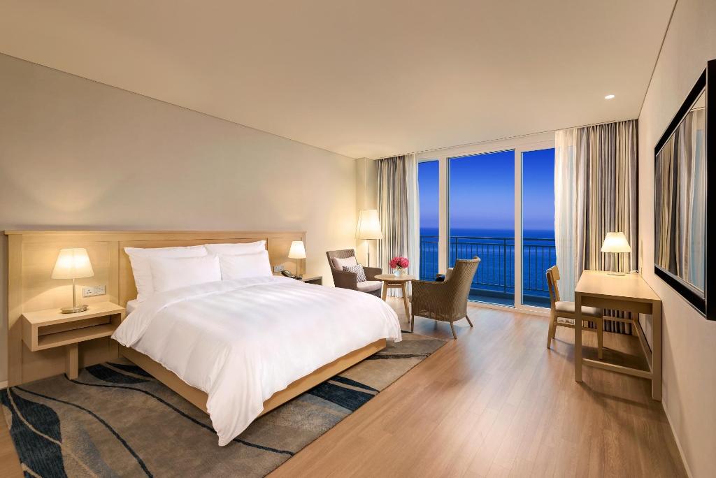 Lotte Resort Sokcho 객실 내부 예시