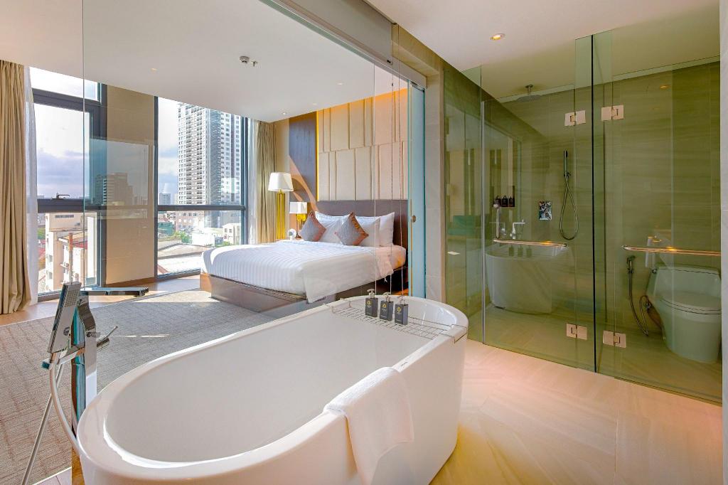 New Orient Hotel Da Nang 객실 내부 예시