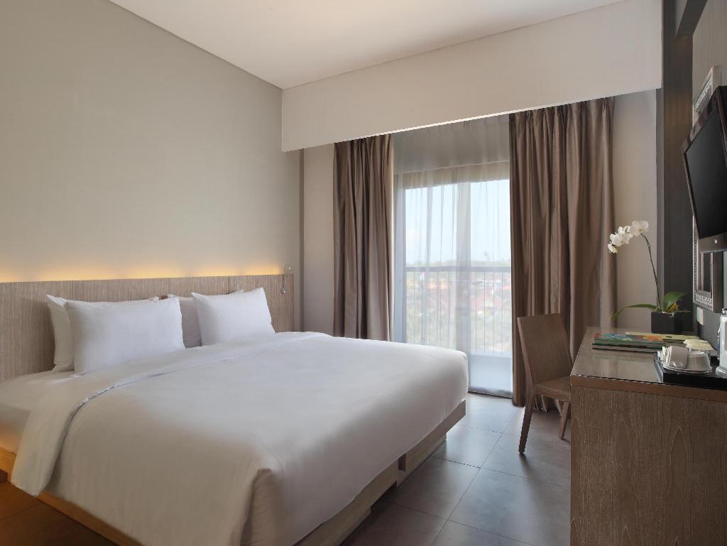Hotel Santika Siligita Nusa Dua 객실 내부 예시