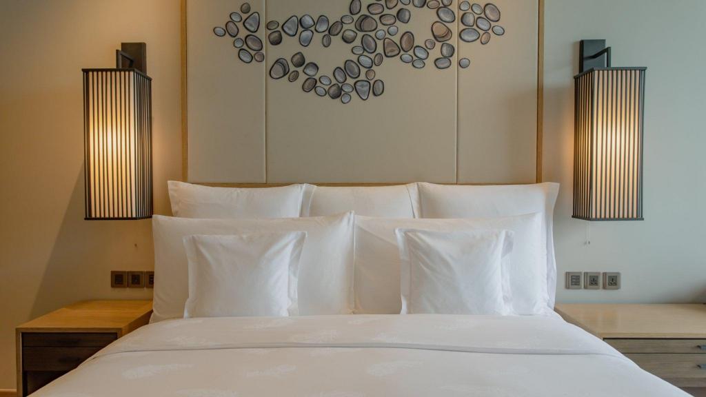 InterContinental Phu Quoc Long Beach Resort By IHG 객실 내부 예시