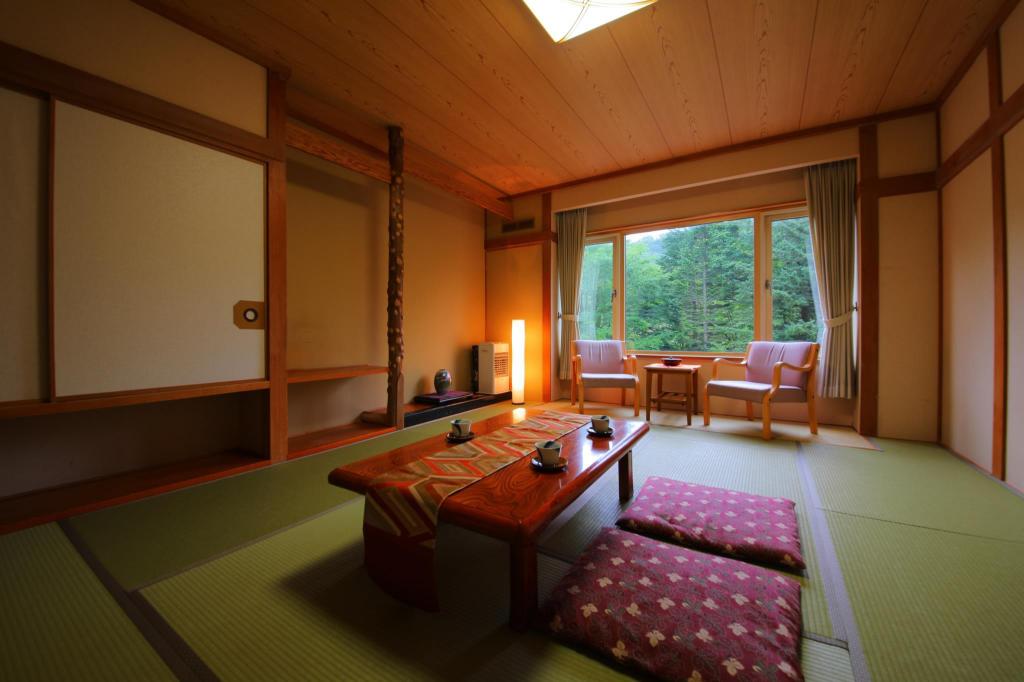 Morinoyu Sanseikan Ryokan 객실 내부 예시
