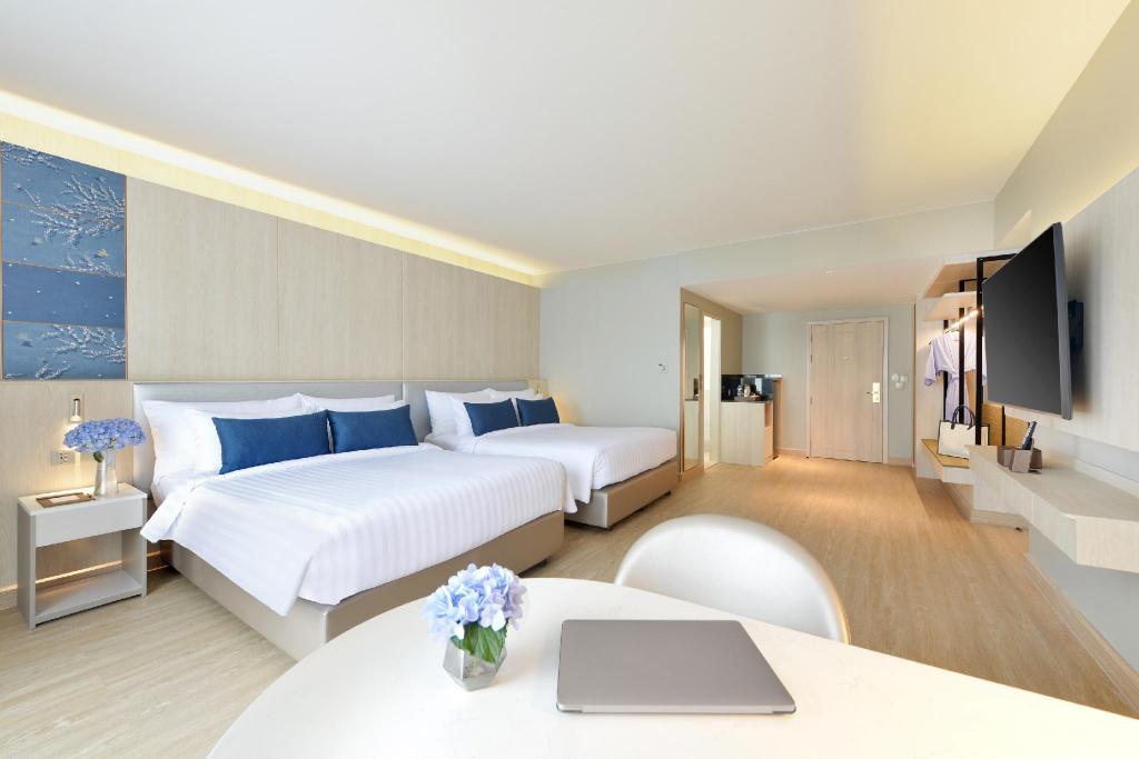 Centre Point Plus Hotel Pratunam 객실 내부 예시
