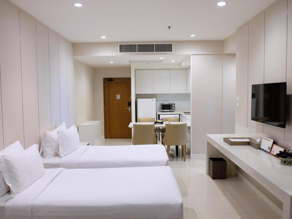 Grande Centre Point Ploenchit 객실 내부 예시