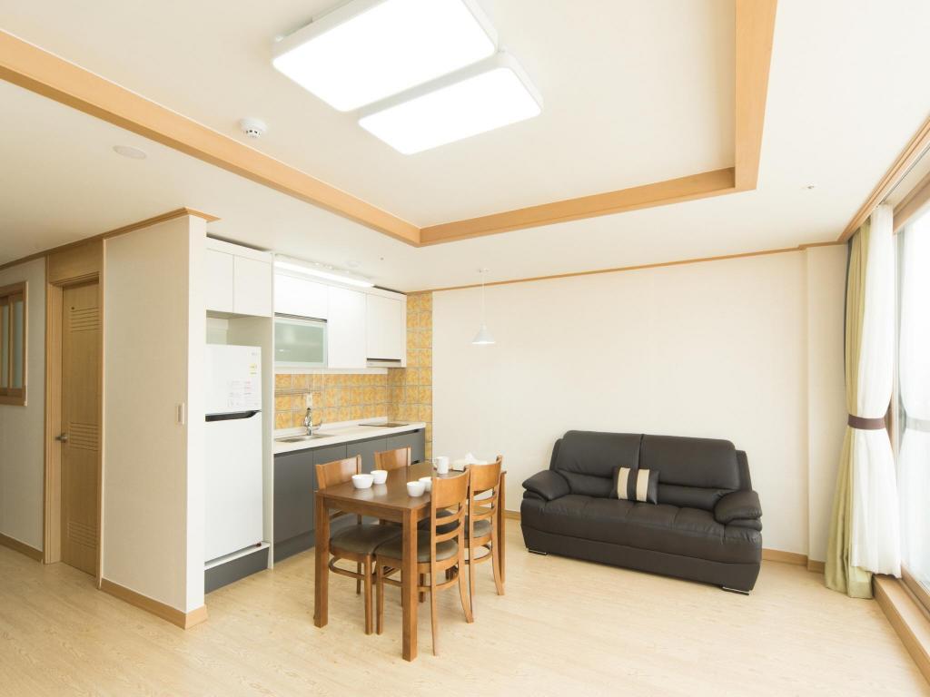 Lake Ocean Resort Sokcho 객실 내부 예시