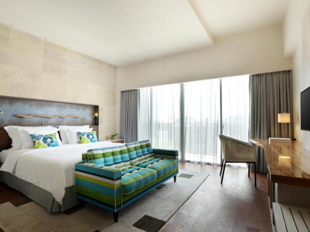 TS Suites Seminyak 객실 내부 예시