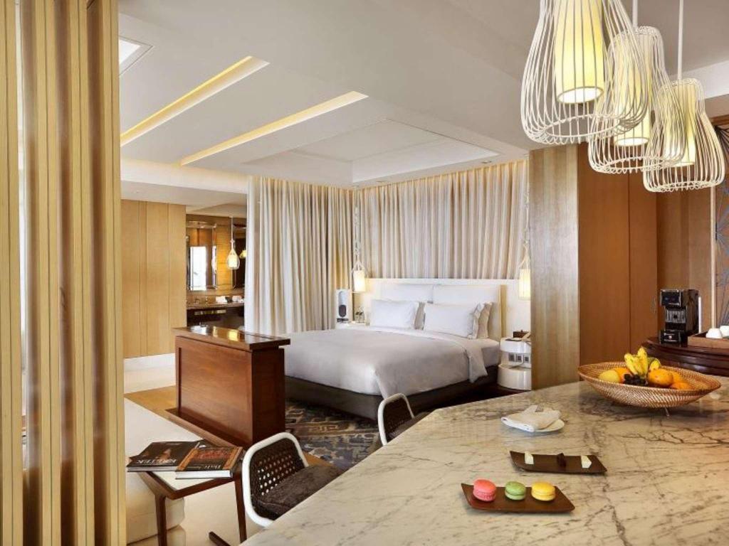 Sofitel Bali Nusa Dua Beach Resort 객실 내부 예시