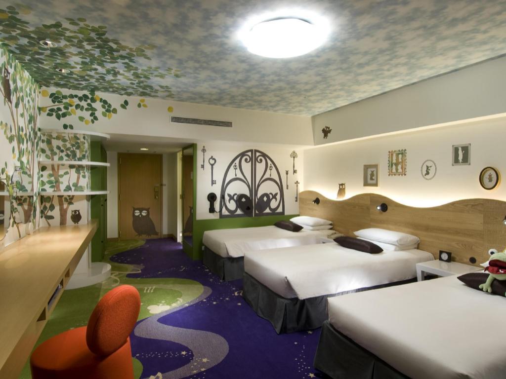 Hilton Tokyo Bay 객실 내부 예시