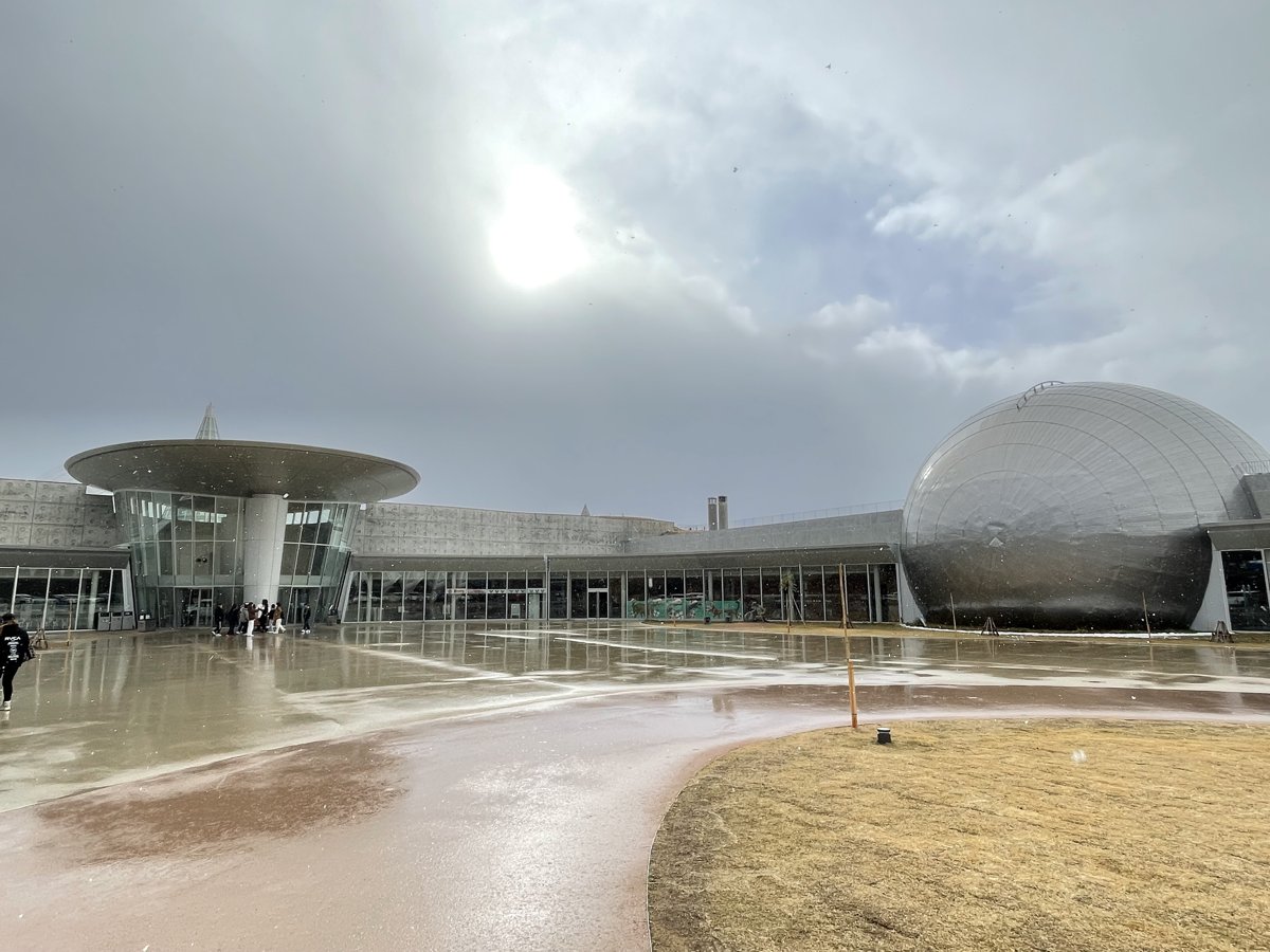 Silver dome and entrance exterior of Fukui Dinosaur Museum