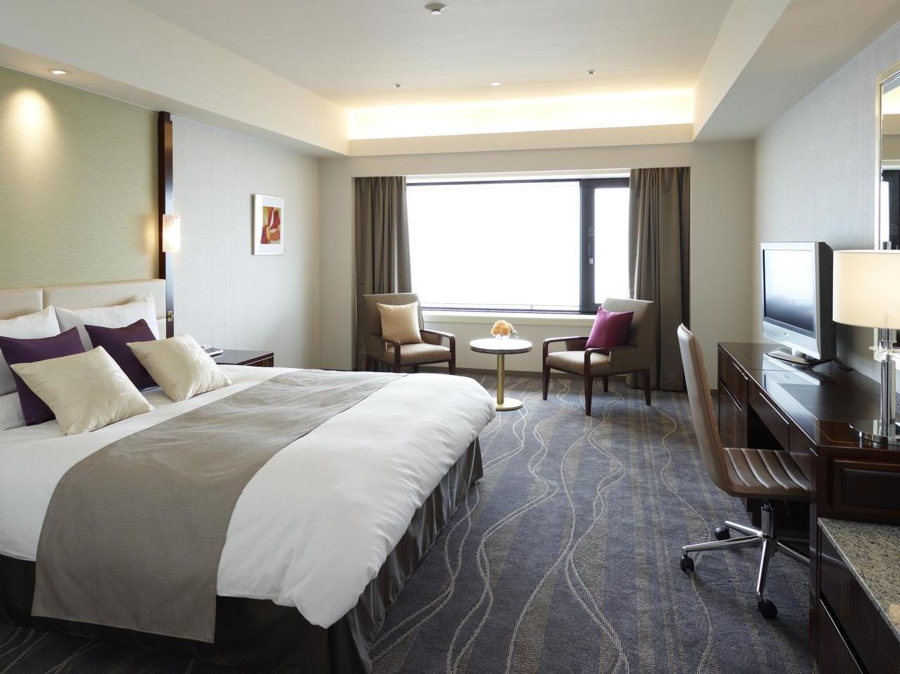 Hotel Okura Kobe supplier room and living-space example