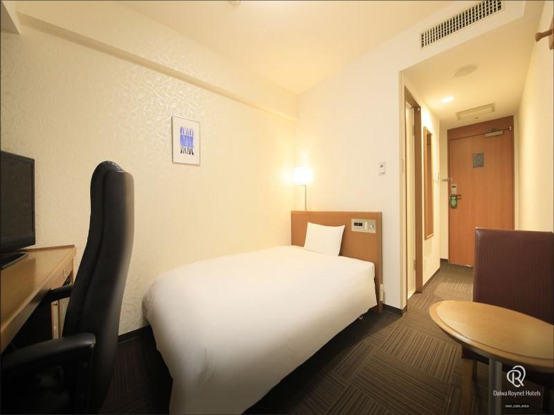 Daiwa Roynet Hotel Kobe Sannomiya supplier room and living-space example