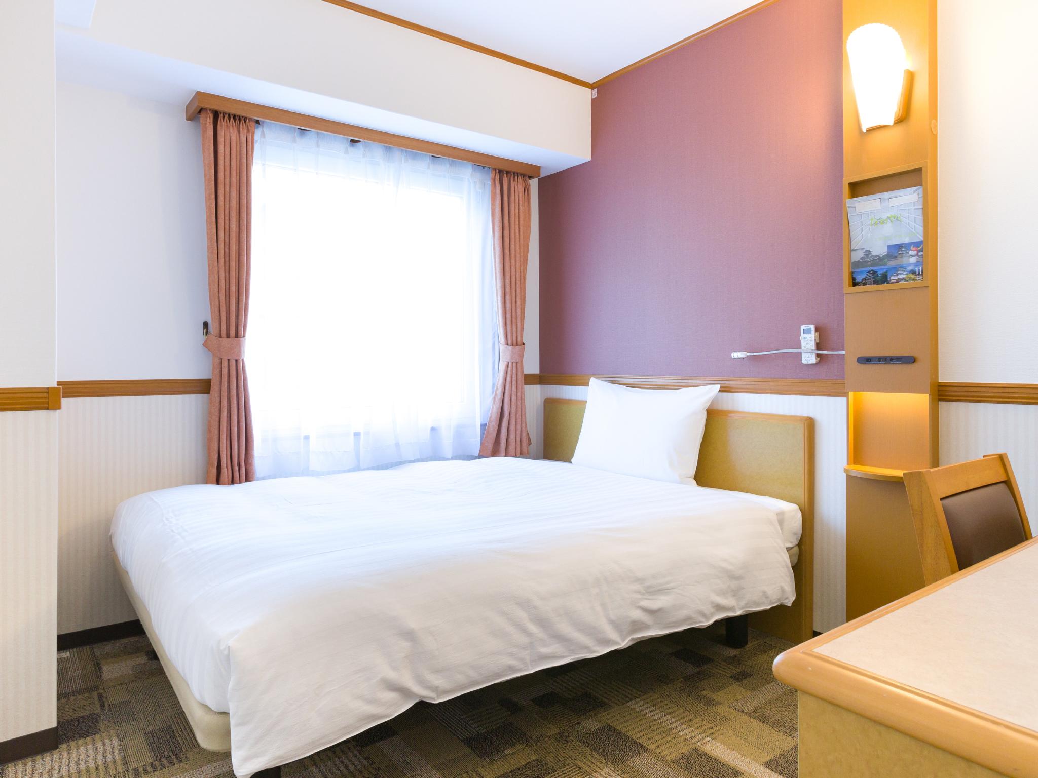 Toyoko Inn Okayama-eki Nishi-guchi Migi 공급사 실제 객실 내부 예시